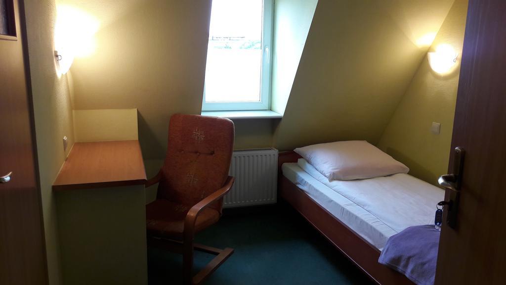 Motel Dom Turysty Kostrzyn nad Odra Zewnętrze zdjęcie